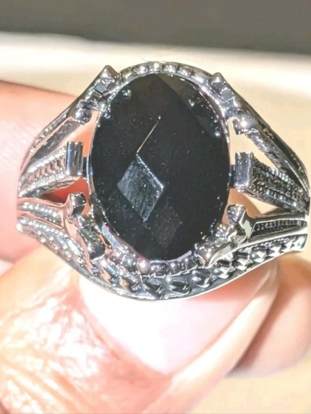 Men’s Black Simulated Onyx Ring Silver Plated Size 10 Oval Statement Gothic Ring